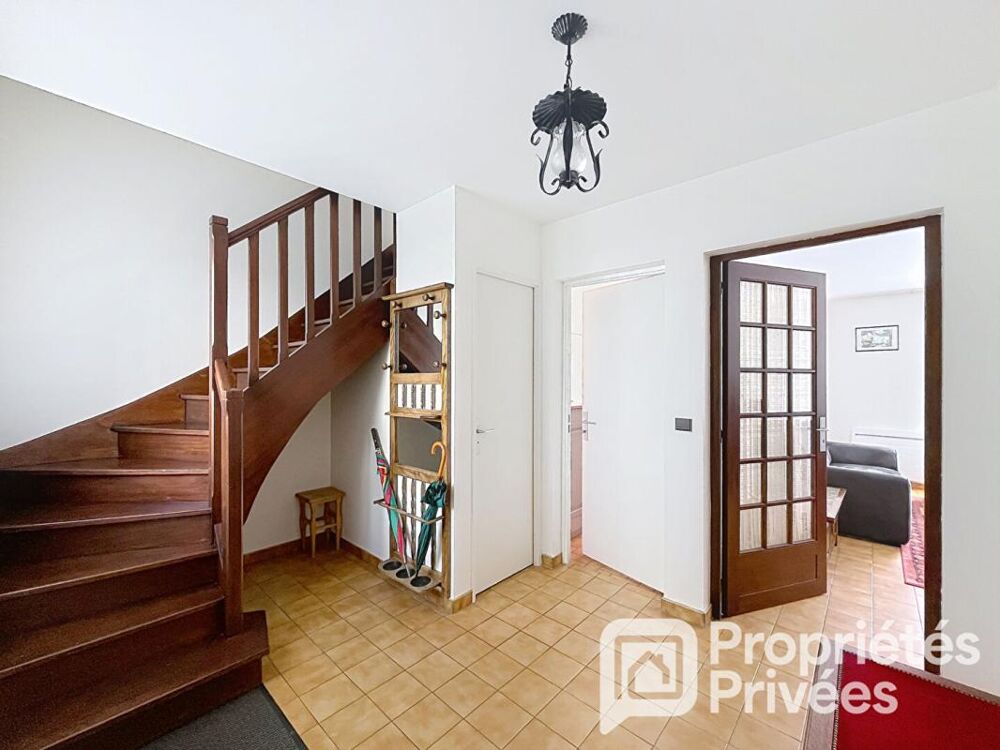 Maison familiale avec jardin - Quartier des Roissys