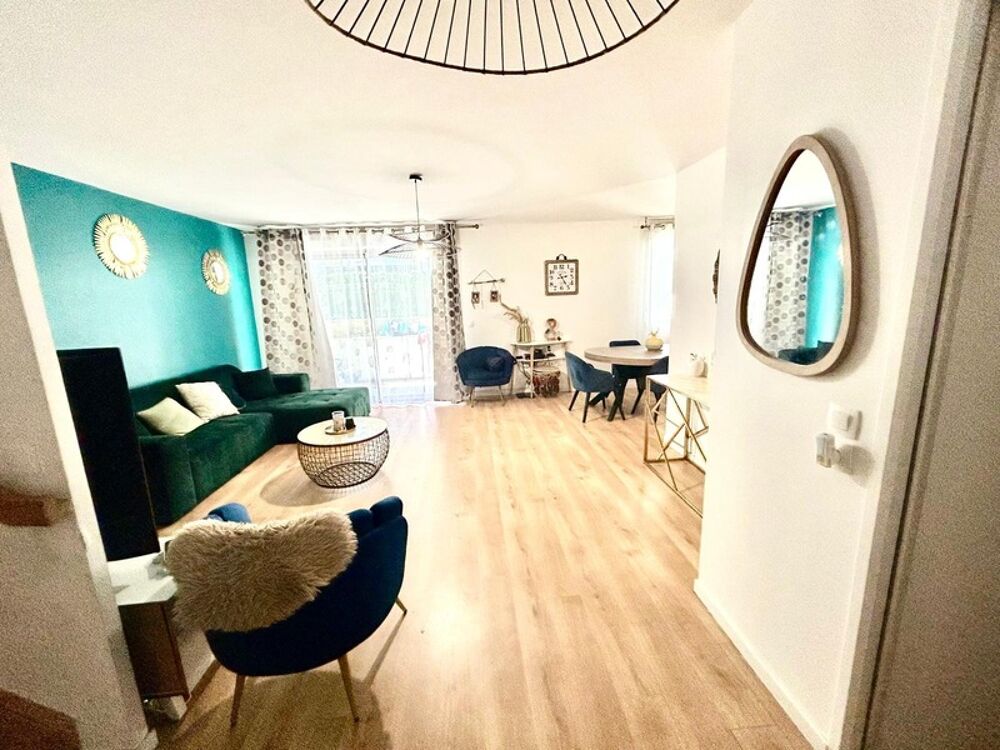 Appartement à vendre 4 pièces LIMEIL BREVANNES (94), résidence récente, commerces et écoles à proximité