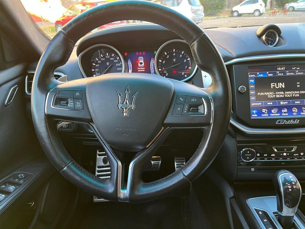 Ghibli 3.0 V6 410 BVA8 SQ4 - Automatique Toit ouvrant 2015 occasion 84100 Orange