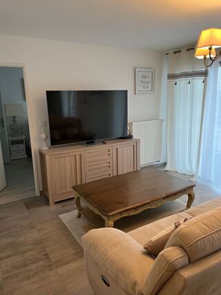  Appartement à louer 2 pièces 45 m²