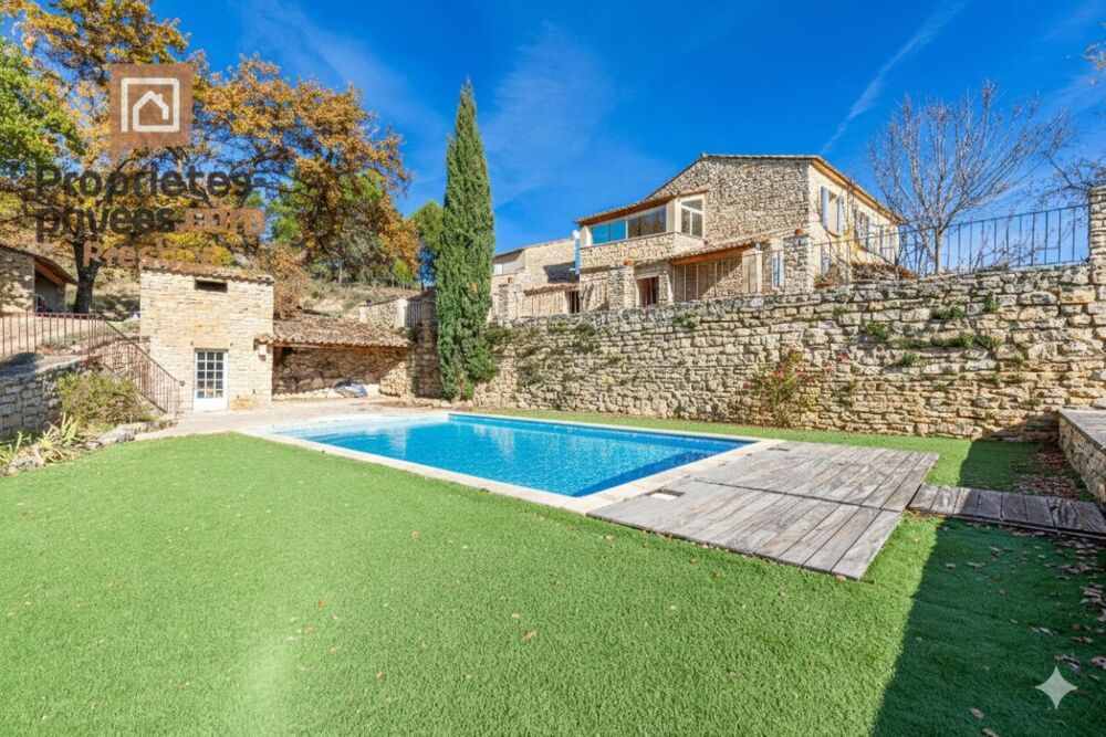 � vendre  Maison Murs (84220)