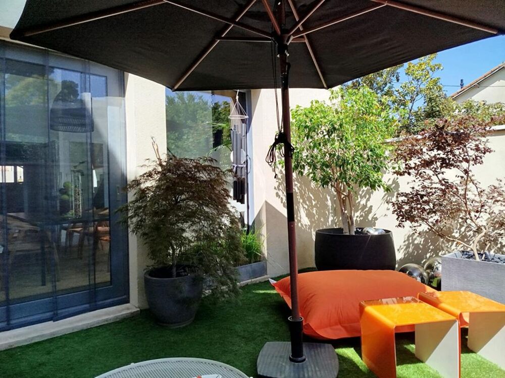 Vente Maison Sublime Maison d'architecte Saint Maximin La Sainte Baume 190 m2 avec terrasse et garage Saint maximin la sainte baume