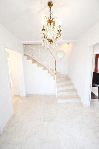  Maison � vendre 8 pi�ces 170 m�