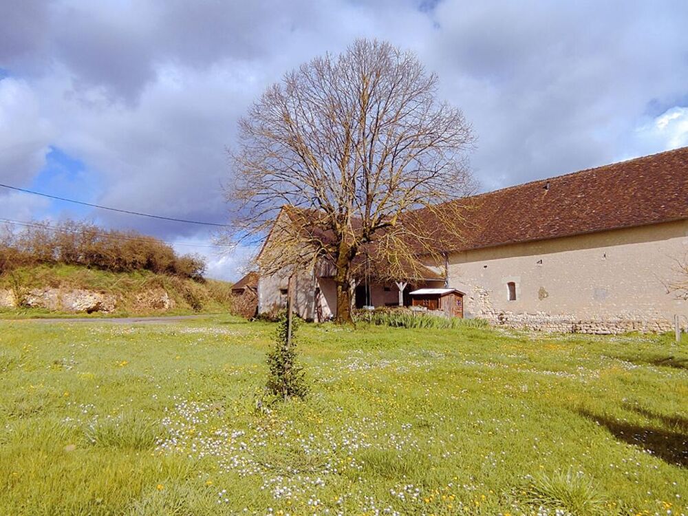 Maison de pays Preuilly Sur Claise 85 m2 avec Grange 250 m²