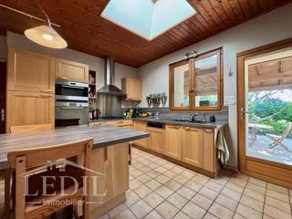  Maison à vendre 7 pièces 177 m²
