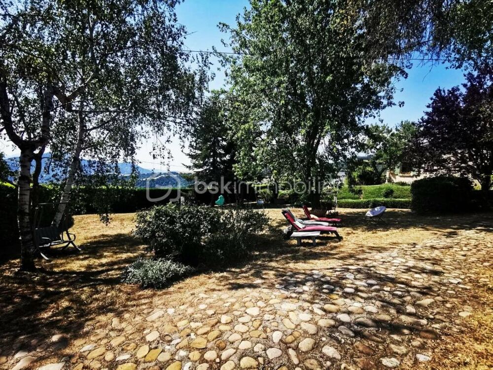 à vendre  Propriété/château Thoard (04380)
