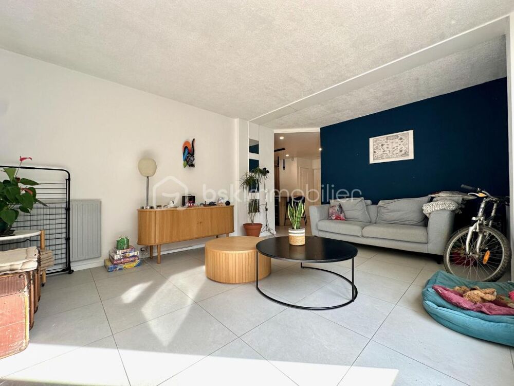 Vente Appartement Appartement 3 pièces 72 m² avec jardin privatif de 400 m² – Cergy Préfecture Cergy