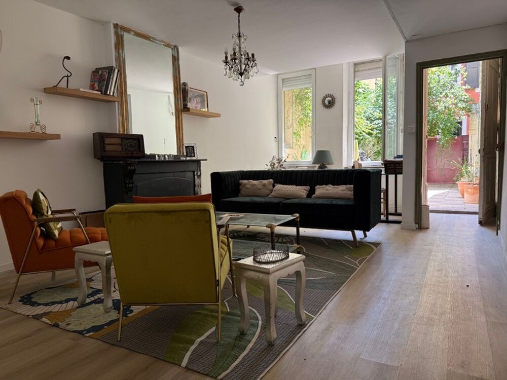 Narbonne Cité : Maison de 1850  224 m², lumière et volumes rares