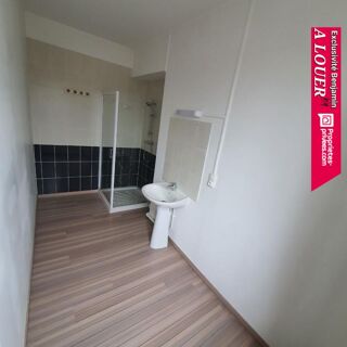  Maison  louer 6 pices 93 m