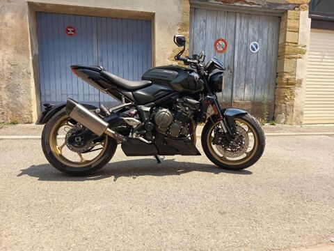 Annonce voiture Moto TRIUMPH 10000 €