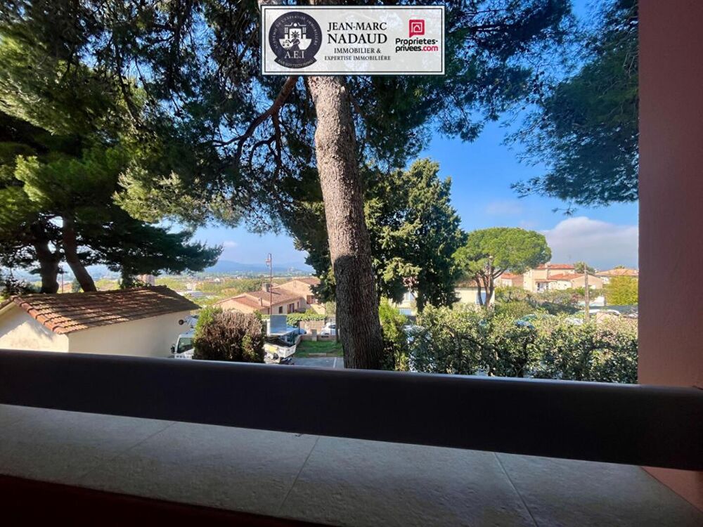 Vente Appartement 3 PIÈCES ENTIÈREMENT RÉNOVÉ + GARAGE + CAVE  EMPLACEMENT TOUT À PIED' Frejus