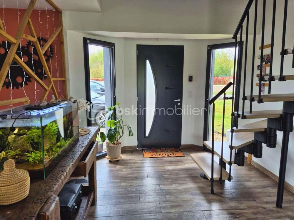 Exclusivité Maison contemporaine de 2018  154 m²  DPE A  Plain pied et Suite parentale  Terrain 1 139 m²  Garage