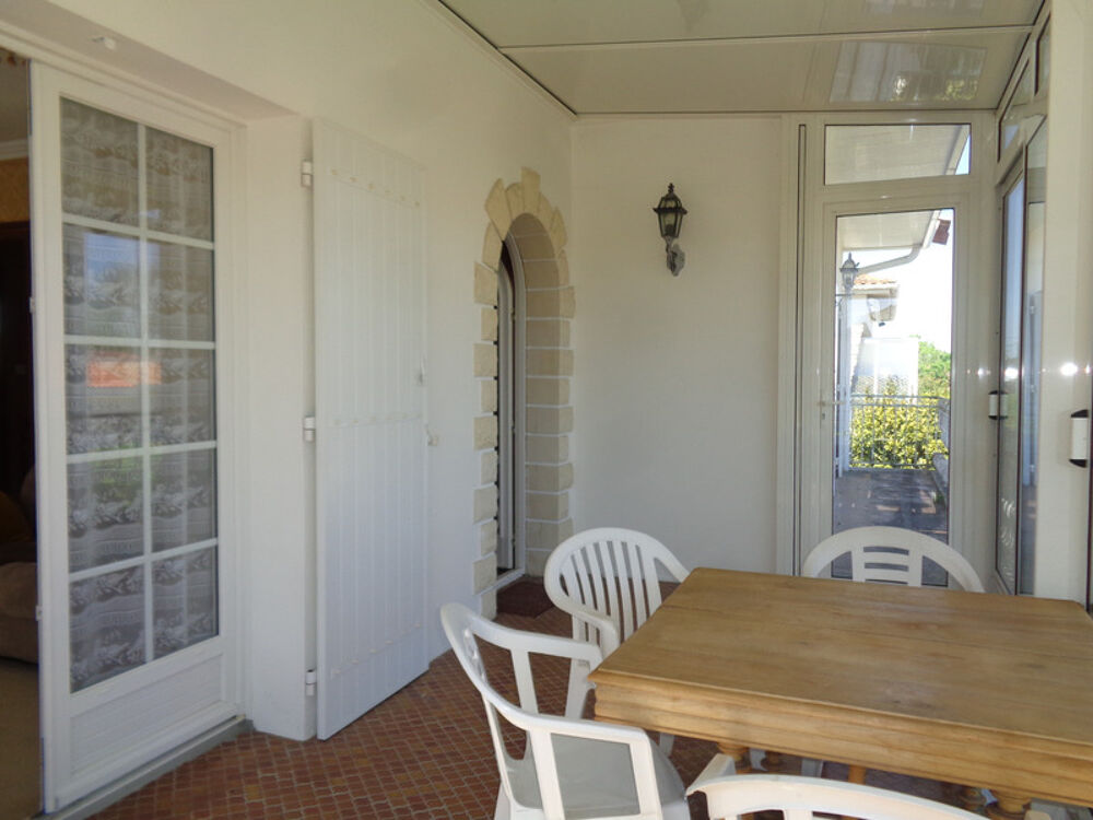 Maison à vendre SAUJON (17) 12 pièces 210m2 parcelle 700m2(deux habitations possibles)