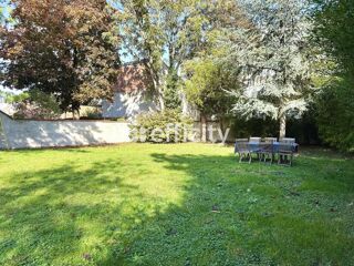  Propri�t�/ch�teau � vendre 8 pi�ces 250 m�