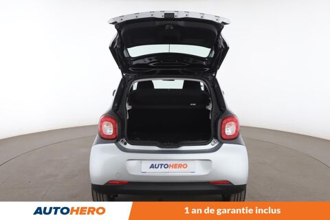 ForFour 0.9 Passion Twinamic 90 ch 2019 occasion 92130 Issy-les-Moulineaux