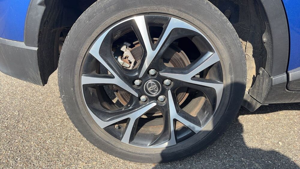 C-HR 1.8 VVT-i 122 Hybride 2WD CVT Design - Automatique 2019 occasion 27930 Dardez