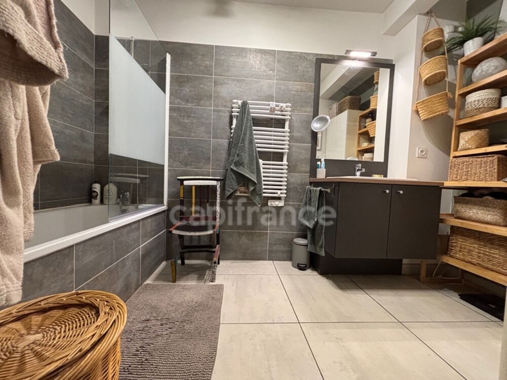 � vendre  Appartement M�ze (34140)