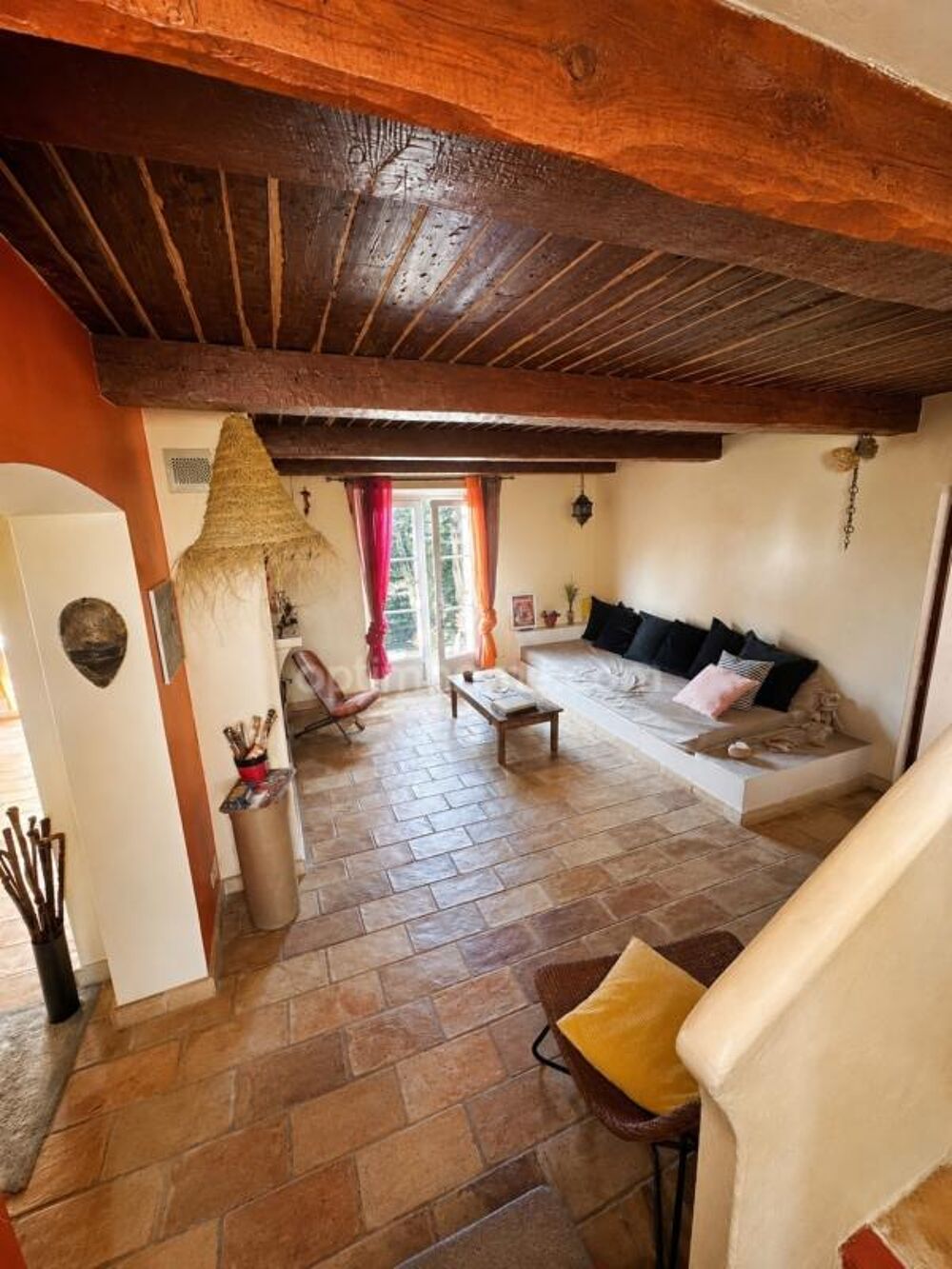 Villa provençale sur plus de 7 000 m² de terrain