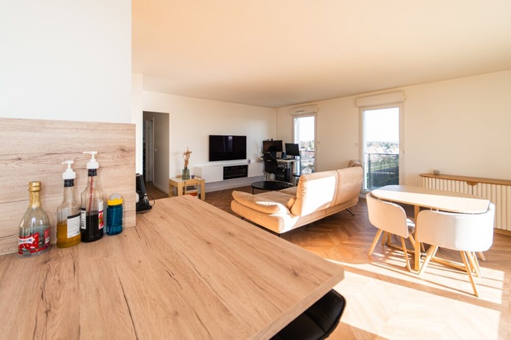 Les Ulis (91940)  Appartement - 73 m2 - 2 Chambres  Dernier étage  Terrasse 45 m²