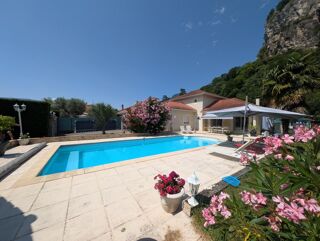  Villa � vendre 6 pi�ces 140 m�