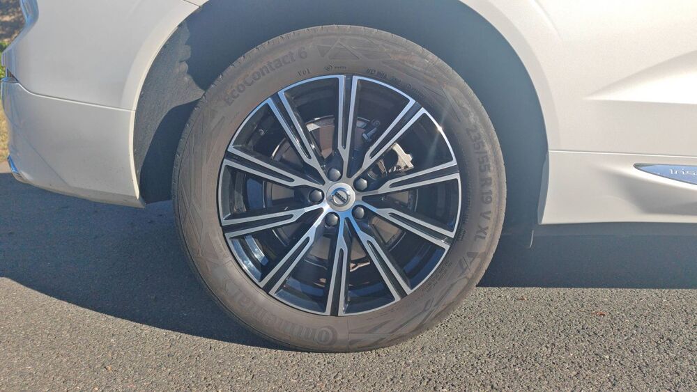 XC60 2.0 T8 392 Hybrid AWD Geartronic8 Inscription Luxe 2020 occasion 69250 Montanay