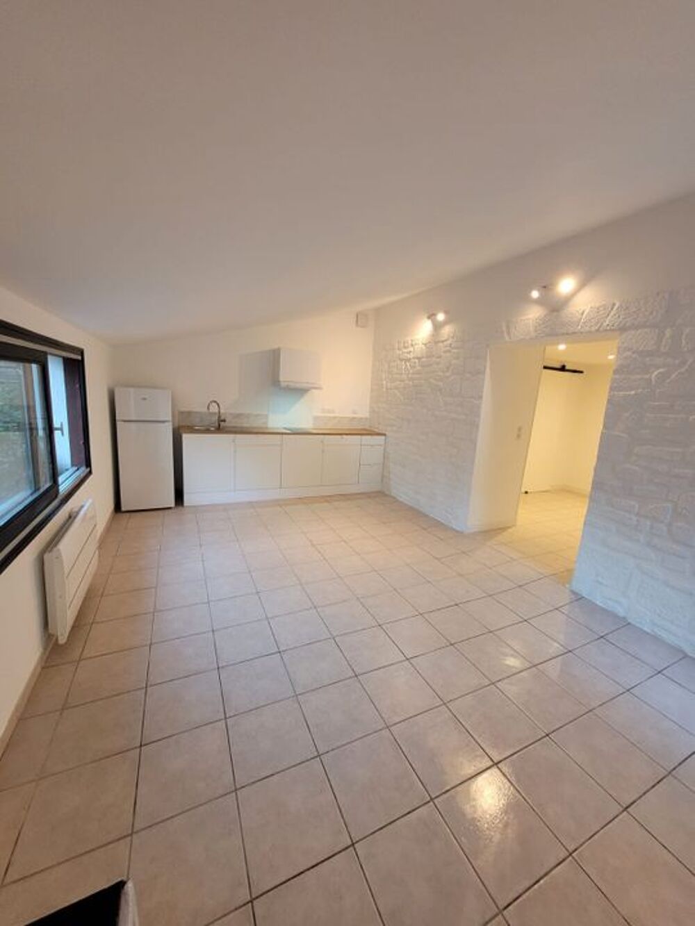 Location Appartement Studio de 38m2 à louer sur Castries Castries