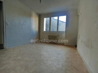  Immeuble à vendre 13 pièces 140 m²