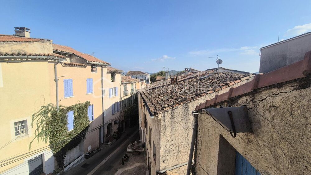CUERS CENTRE HISTORIQUE - MAISON DE VILLAGE INDIVIDUELLE DE 95 m² - GARAGE