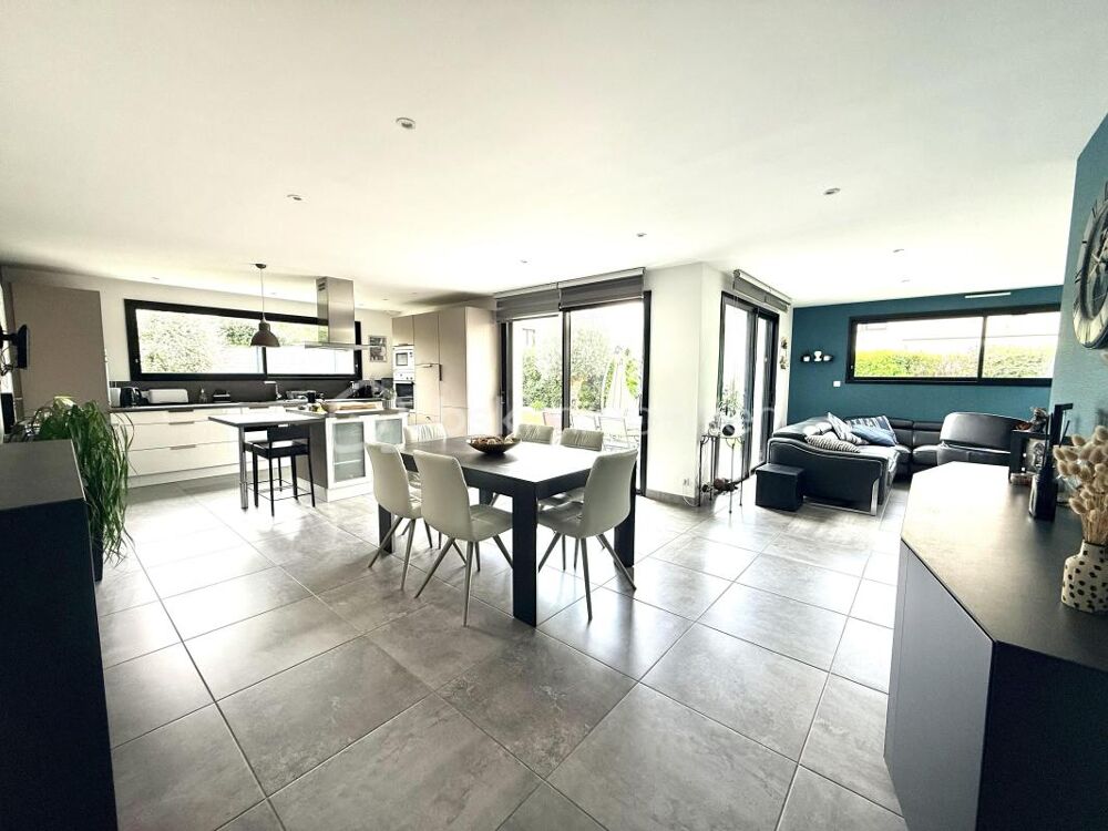 Vente Maison Maison contemporaine non mitoyenne avec garage au calme Saint gregoire