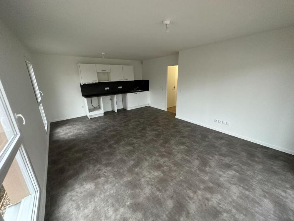 Location Appartement T3 avec jardin et parking à COULOMIERS Coulommiers