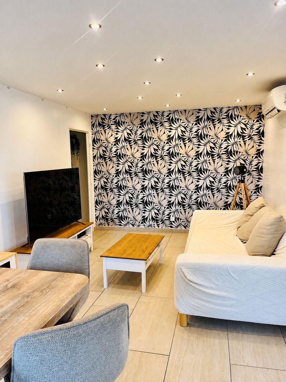 Vente Appartement Appartement à vendre 3 pièces ANTIBES LES PINS (06) Antibes les pins