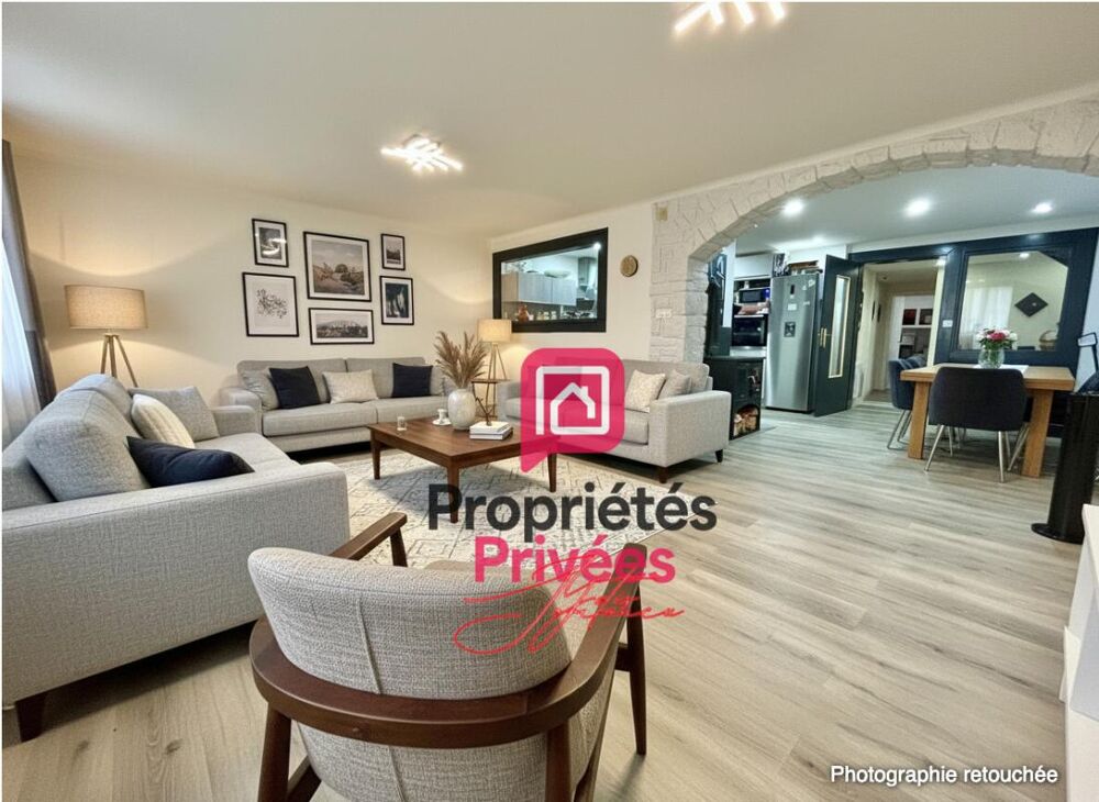 EXCLUSIVITÉ -Appartement de caractère d'exception 169 m² -Centre de Barr