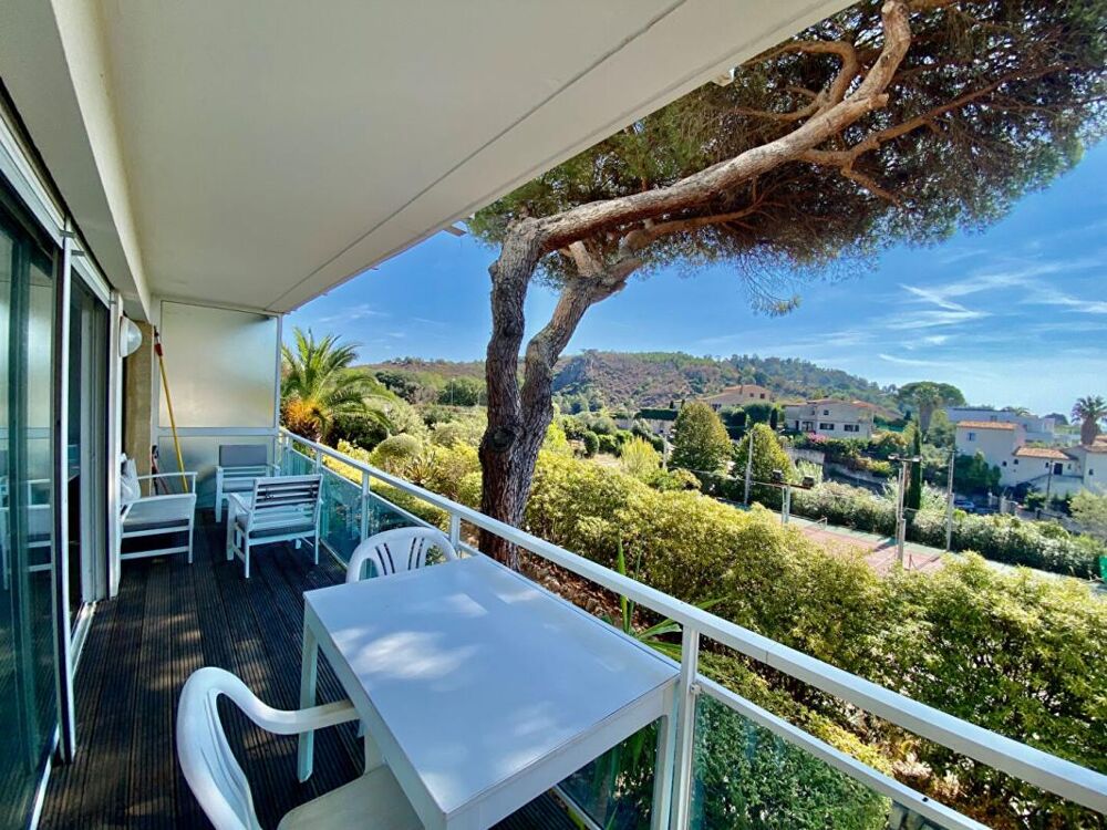 LE CANNET - Appartement 3 Pièces - Vue mer