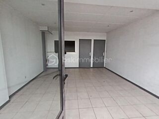  Immeuble � vendre 10 pi�ces 550 m�