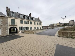  Immeuble à vendre 15 + pièces 573 m²