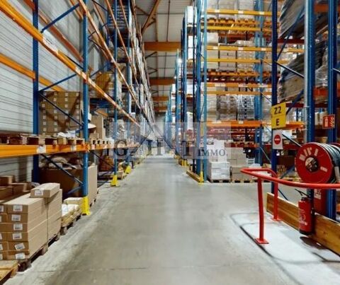   9000 m² entrepot bureaux à vendre 
