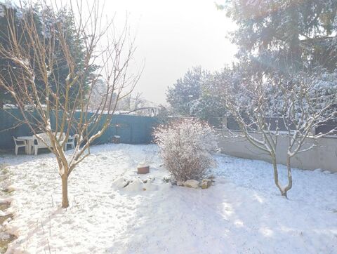   Maison Varennes Jarcy Maison - 7 pi�ce(s) - 232 m�