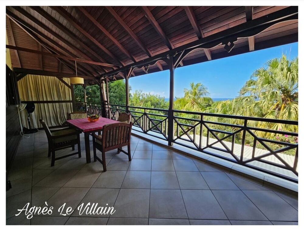 Propriété Maison + Gites sur 9 650 m2 de Terrain