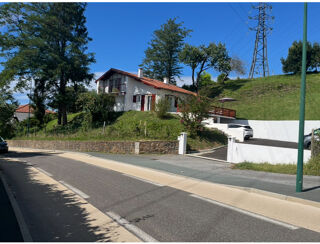  Maison  vendre 6 pices 180 m