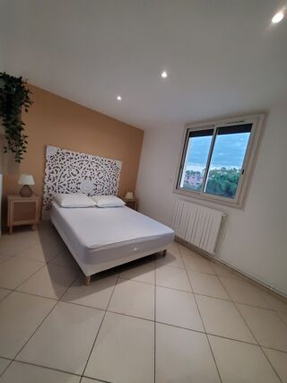  Appartement à louer 3 pièces 66 m²