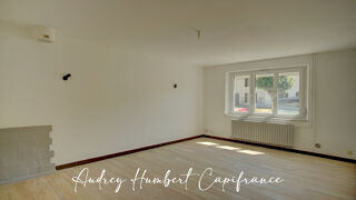  Maison à louer 5 pièces 121 m²