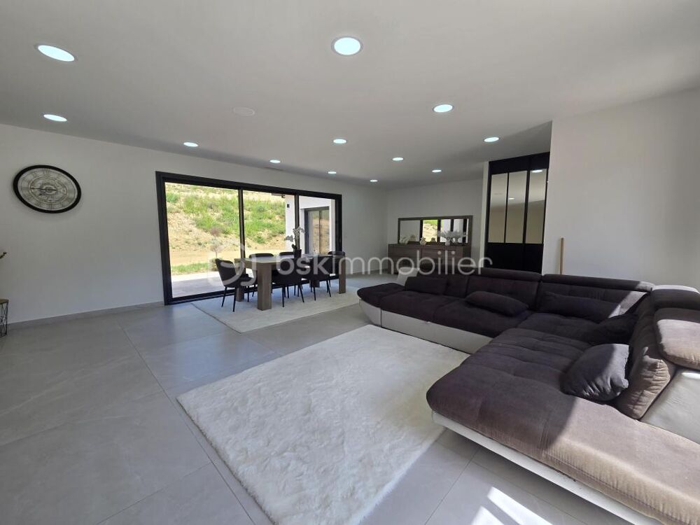 MAISON CONTEMPORAINE T5 DE PLAIN PIED