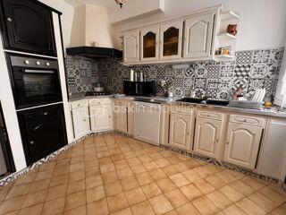  Immeuble à vendre 7 pièces 150 m²