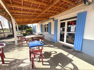  Immeuble à vendre 533 m² Le vignau