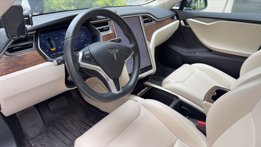 Model S AWD 100 kWh Dual Motor Long Range - Premi&egrave;re main Automatiqu 2018 occasion 92800 Puteaux