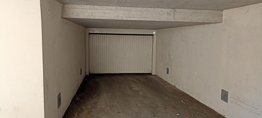 Location Parking/Garage Garage box sécurisé à louer à Caluire-et-Cuire Caluire et cuire