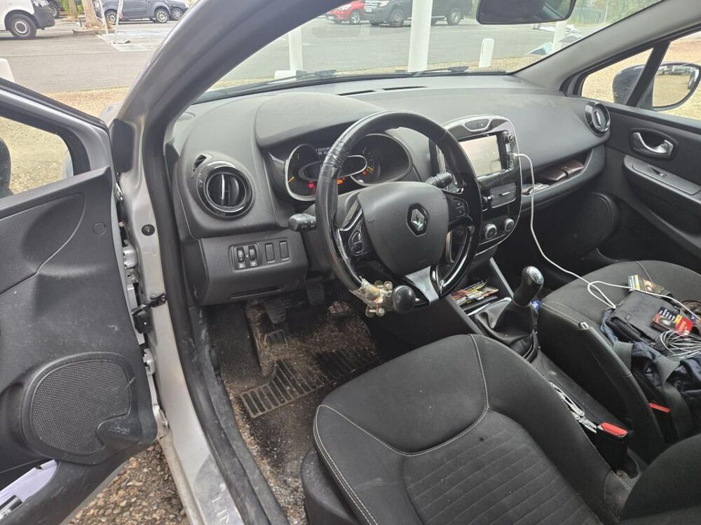 Clio 1.2 TCE 72Ch - Garantie 6 Mois / Reprise possible 2015 occasion 36300 Le Blanc