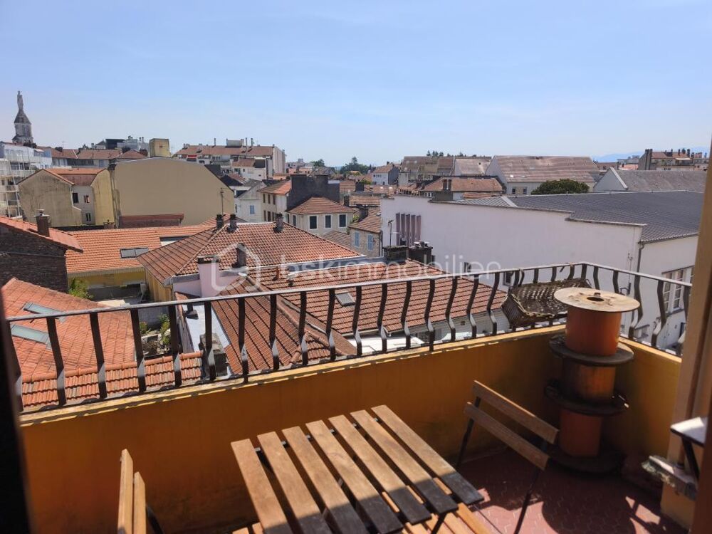 Vente Appartement T4 AU CENTRE VILLE VUE PYRENEES AVEC GRAND GARAGE , CAVE ET GRAND CELLIER Pau