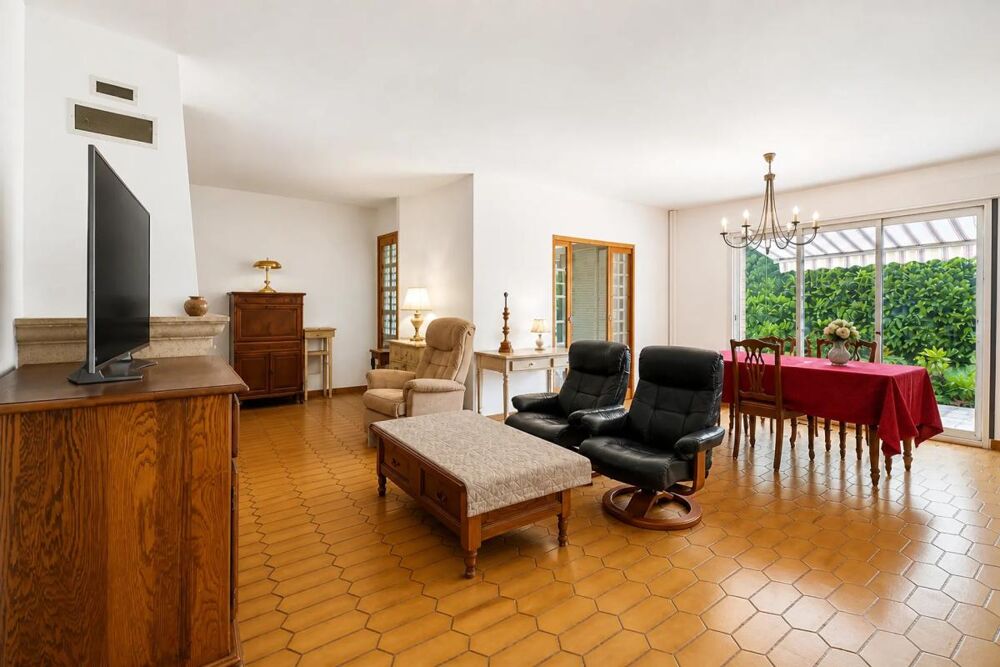 Maison de 5 pièces de 223 m² à Ligny-le-Ribault