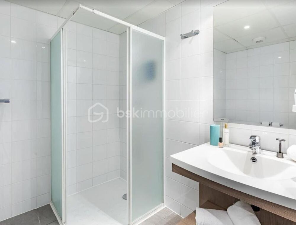 Vente Appartement Spécial investisseur - T1 meublé et parking en sous-sol en résidence d'affaire Marseille 2